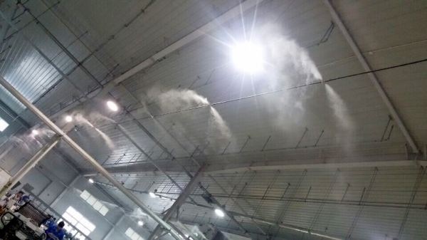 力創霧炮機超強射程 有效實現噴霧除塵
